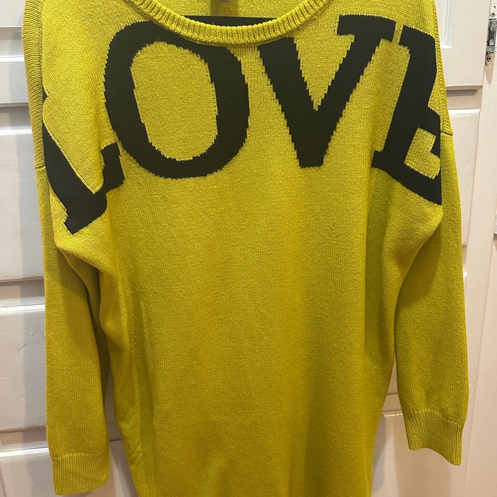 Soho New York and Co chartreuse LOVE Sweater S
